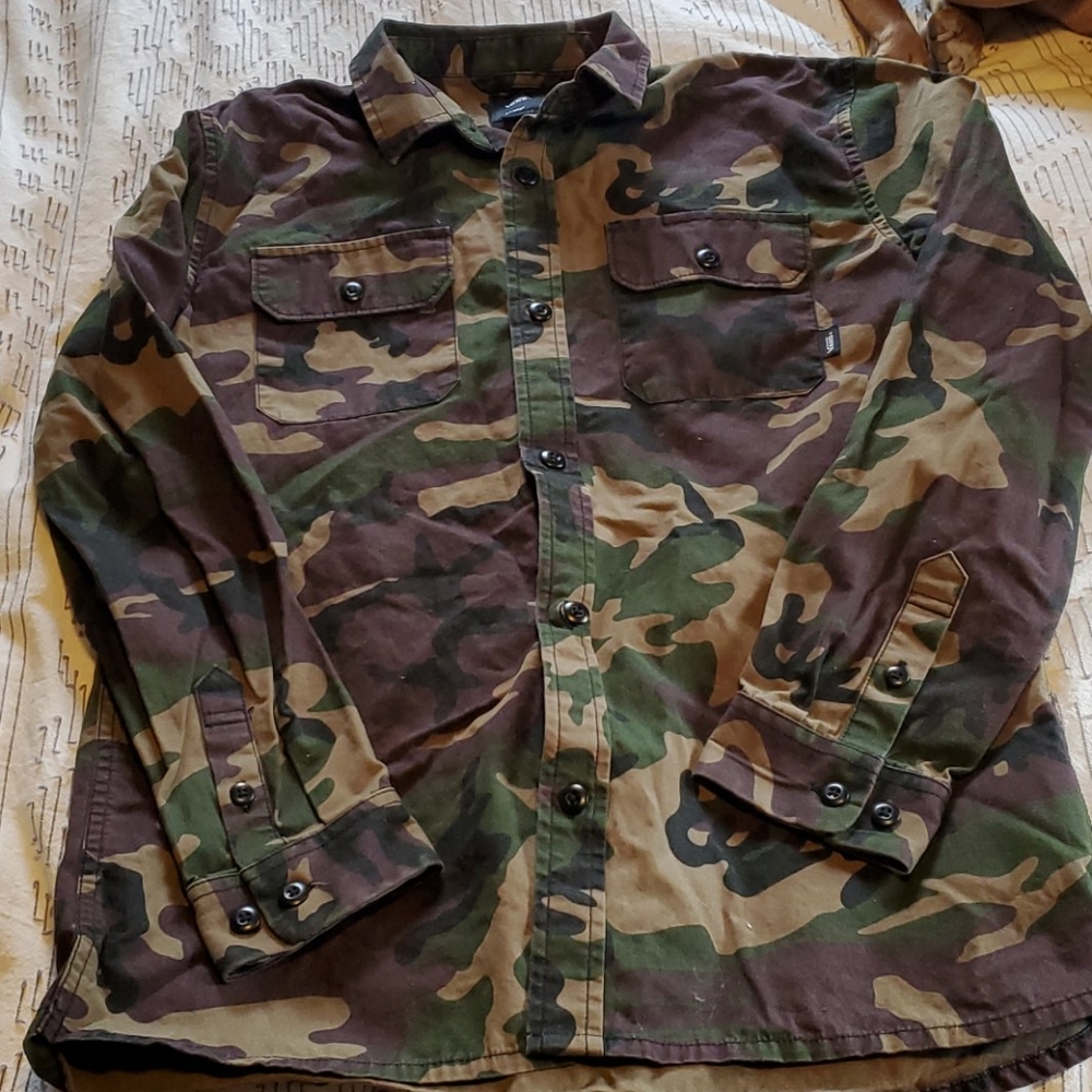 Camp vans button up